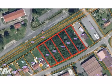 terrain 1298 m² doullens