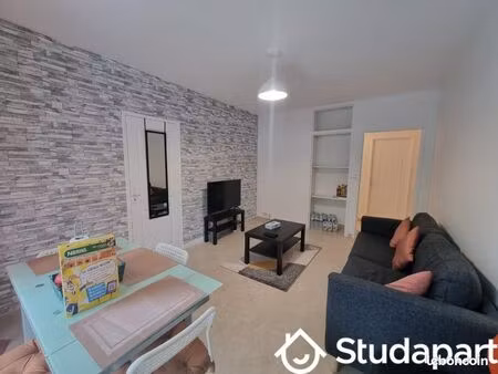 chambre 1 pièce 10 m²