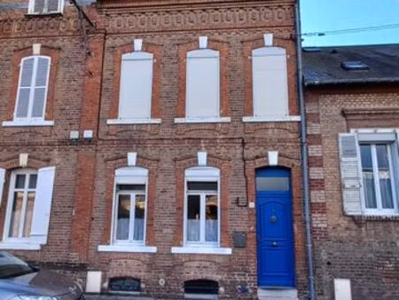 maison proche ville