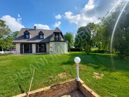 maison 5 pièces 136 m²
