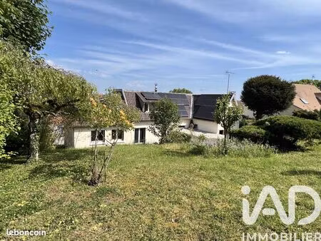 maison familiale 8 pièces 214 m²