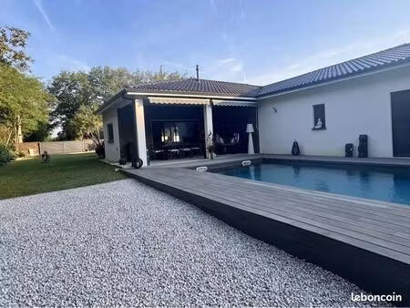 maison moderne au calme