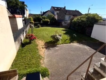 maison avec terrain (68m2 avec un sous sol de la même surface)