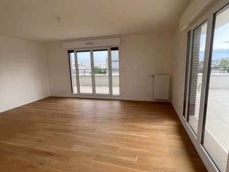 appartement 4 pièces 100 m²