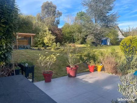 maison familiale de standing – 156 m² – 5 chambres – terrain de 1100 m²