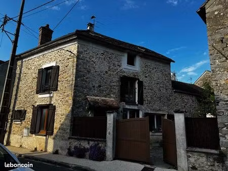 maison 128m2 + grange 87m2 + cave 30m2 + cour
