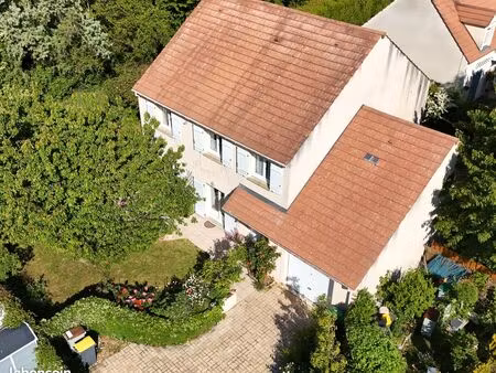 maison individuelle t8 164m2 parcelle 654m2 moissy-cramayel double garage environnement ca