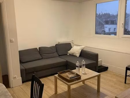 f2 centre ville espace coty hall parking