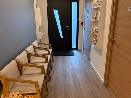 location bureau 16m2 dans cabinet paramédical neuf