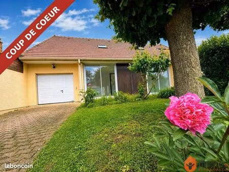maison 8 pièces 134 m²