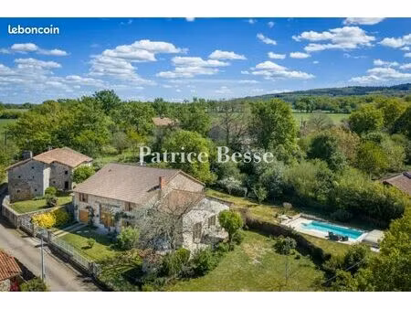 ferme 12 pièces 360 m²