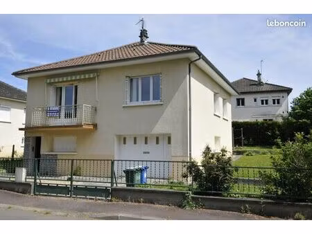 maison centre isle  proche école et parc