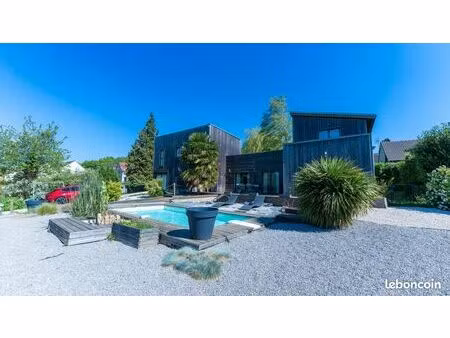 maison 5 pièces 190 m²