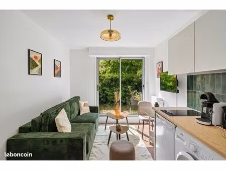 studio 1 pièce 16 m²