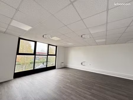 local d'activité 432 m²