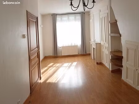 loue maison 690 hors charges
