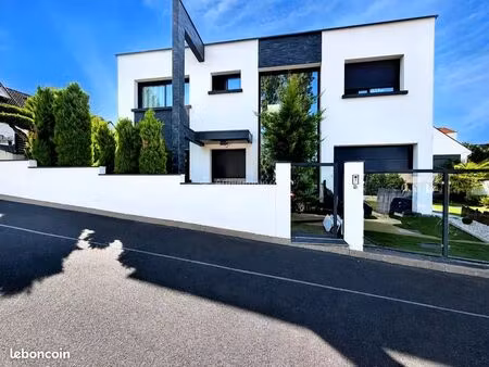 maison 5 pièces 140 m²