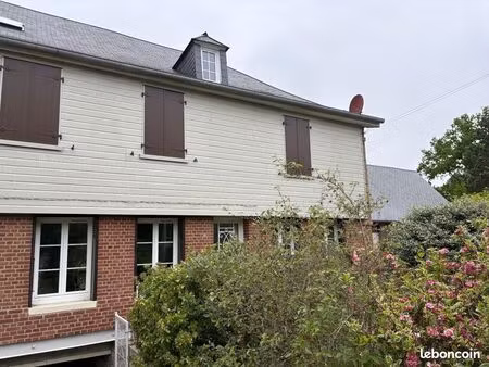 propriété 7 pièces 151 m²