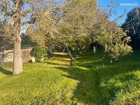 terrain 2050 m² jard sur mer