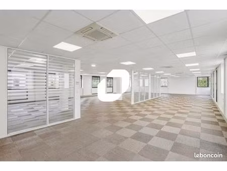 bureau 574 m²
