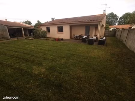 plain pied centre ville st hilaire