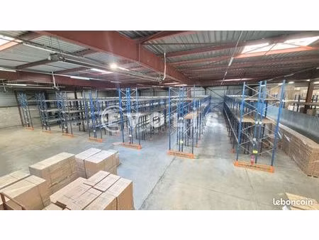 local industriel 1 500 m²