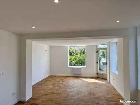 bail commercial-37 m2