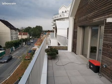 appartement 3 pièces avec cave et parking