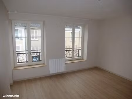 a louer f3 fontainebleau