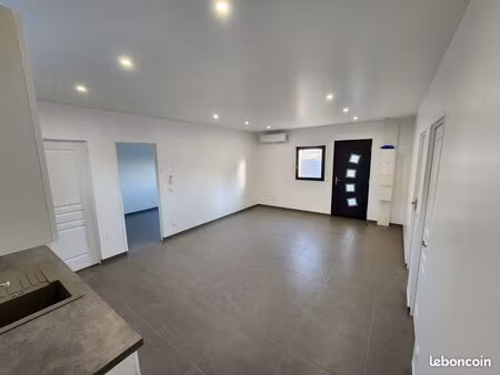 location f4 maison