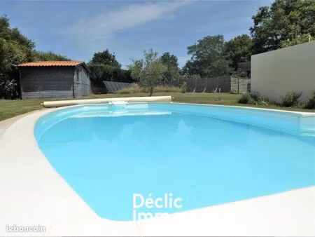 maison 8 pièces 140 m²