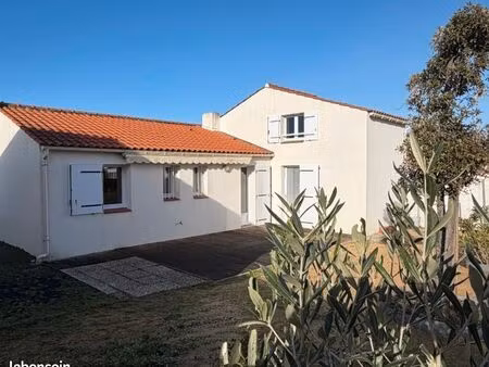 villa avec 4 chambres et garage
