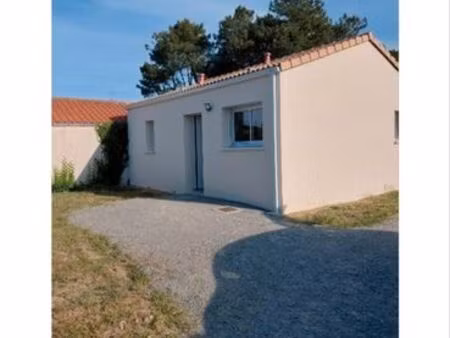 maison à louer à l'année