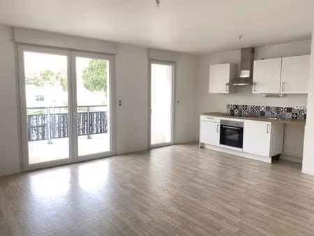 t3 résidence via agora à joue les tours