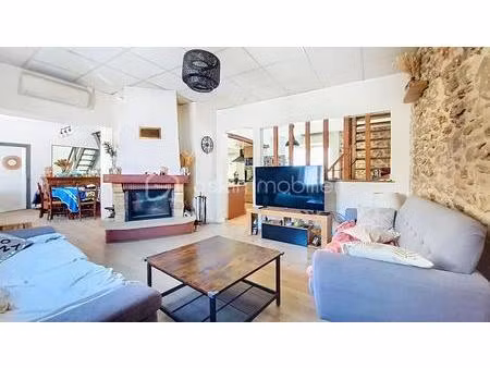 maison de 151 m² à villeneuve-le-comte