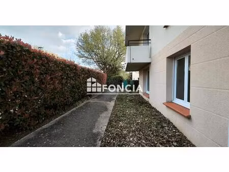 appartement t2 rez-de-chaussée avec parking