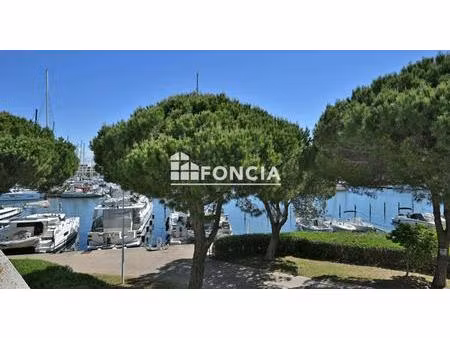 port camargue belle vue bateaux et port appartement p2