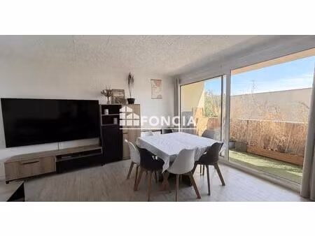 appartement 4 pièces de 85m2 avec terrasse