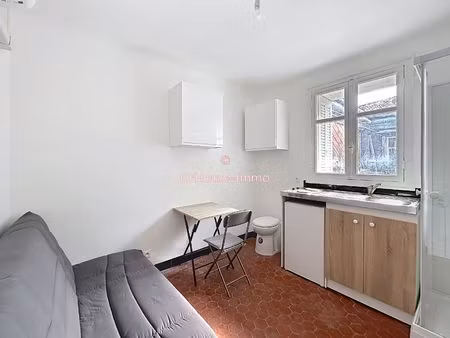location appartement pour étudiant studio meublé  rénové  secteur paradis / prado / périer