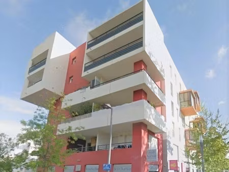 t1 avec balcon et parking à montpellier