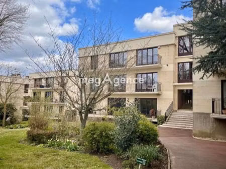 appartement de standing lumineux 165 m² – domaine privé sécurisé – parking et cave - saint