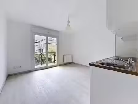 location appartement 1 pièce 20.46 m² à villecresnes (94440)  670 €