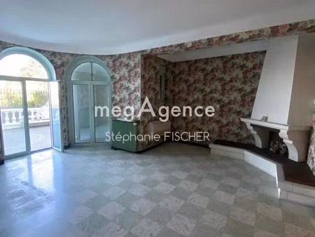 maison 9 pièces 236 m2 avec garage 4 voitures