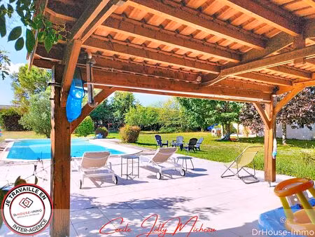 propriété familiale de 290m² avec piscine & dépendance sur 1 3 ha arboré.