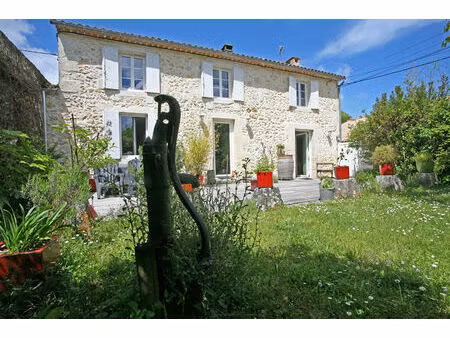 a vendre saint morillon - maison 213 m² sur une parcelle de 1320 m²
