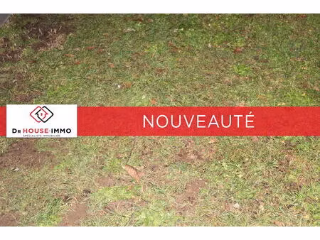 16590 brie a vendre terrain constructible de 683 m² plat et borné