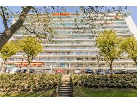 superbe appartement 2 chambres avec grande terrasse à evere!