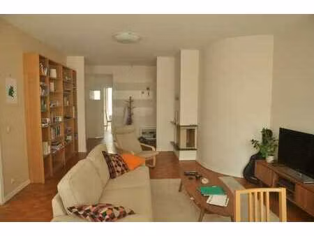 appartement meublé  une rue calme à prox. du cim. d'ixelles