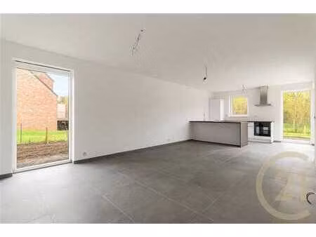 appartement 2 chambres avec terrasse et jardin