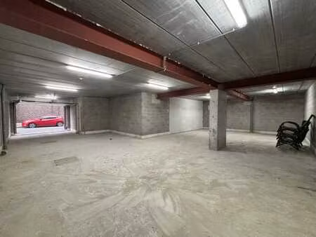 grand garage ferme a louer - montignies-s-sambre